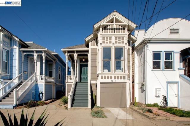 1211 Santa Clara Ave