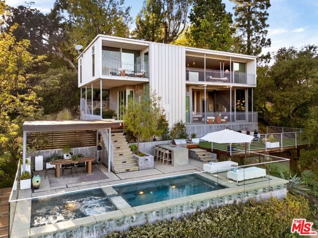 1290 Rancheros Road