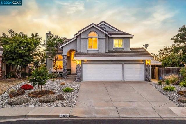 4120 Amargosa Dr