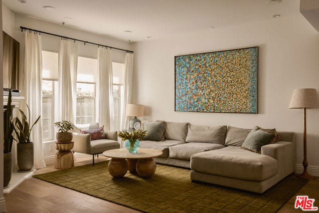 10639 Woodbridge Street, 107, Toluca Lake, CA 91602