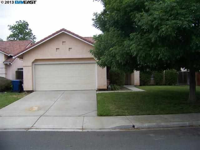 609 CASTLE CT