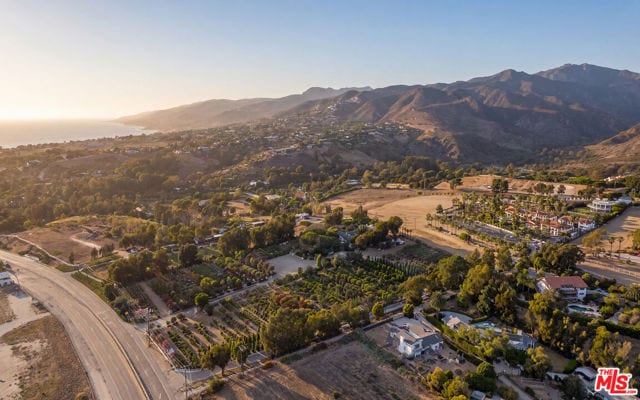 29081 Pacific Coast Highway, Malibu, CA 90265