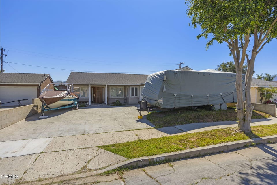 320 D Street, Fillmore, CA 93015