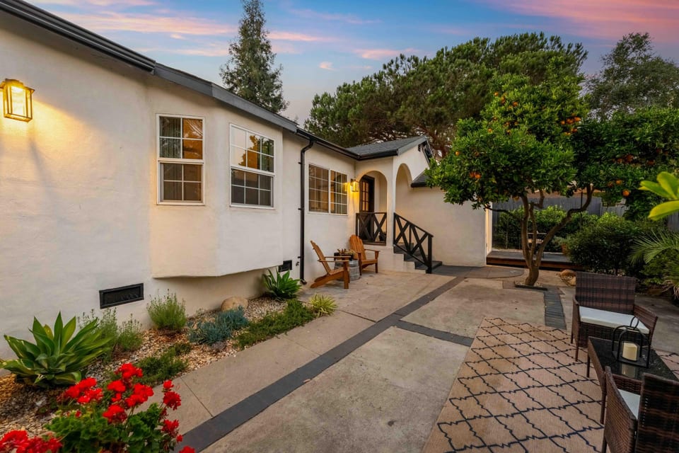 2636 Calle Real, SANTA BARBARA, CA 93105