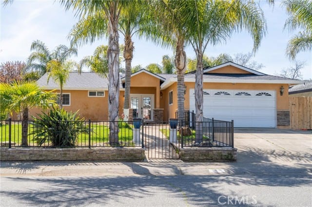 5 Comstock Road