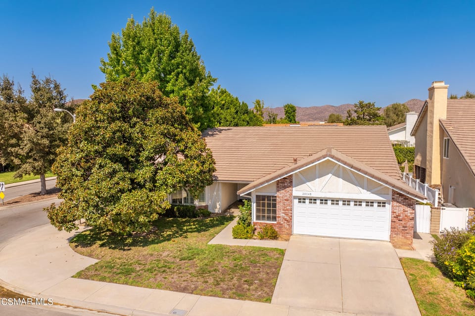 29045 Hollow Oak Court