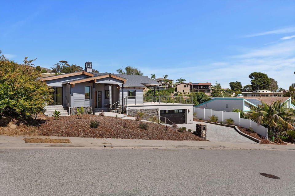 1680 Buena Vista Street, VENTURA, CA 93001
