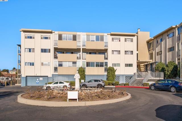 2137 Otis Dr