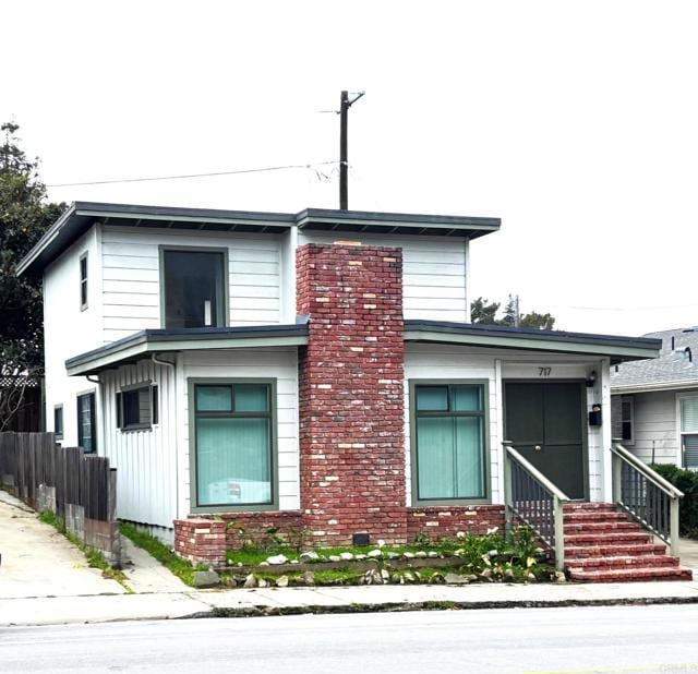 717 Bay Avenue