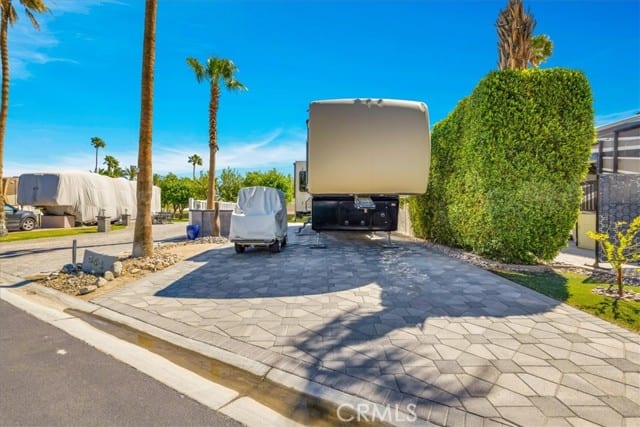 69411 Ramon Road