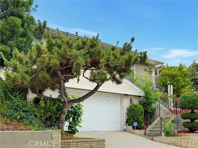 2903 Parkview Drive