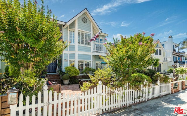 400 10th Street