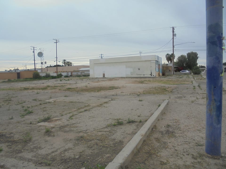 202 E Hobsonway