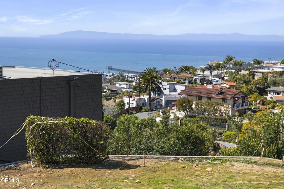 445 Lupine Way, Ventura, CA 93001