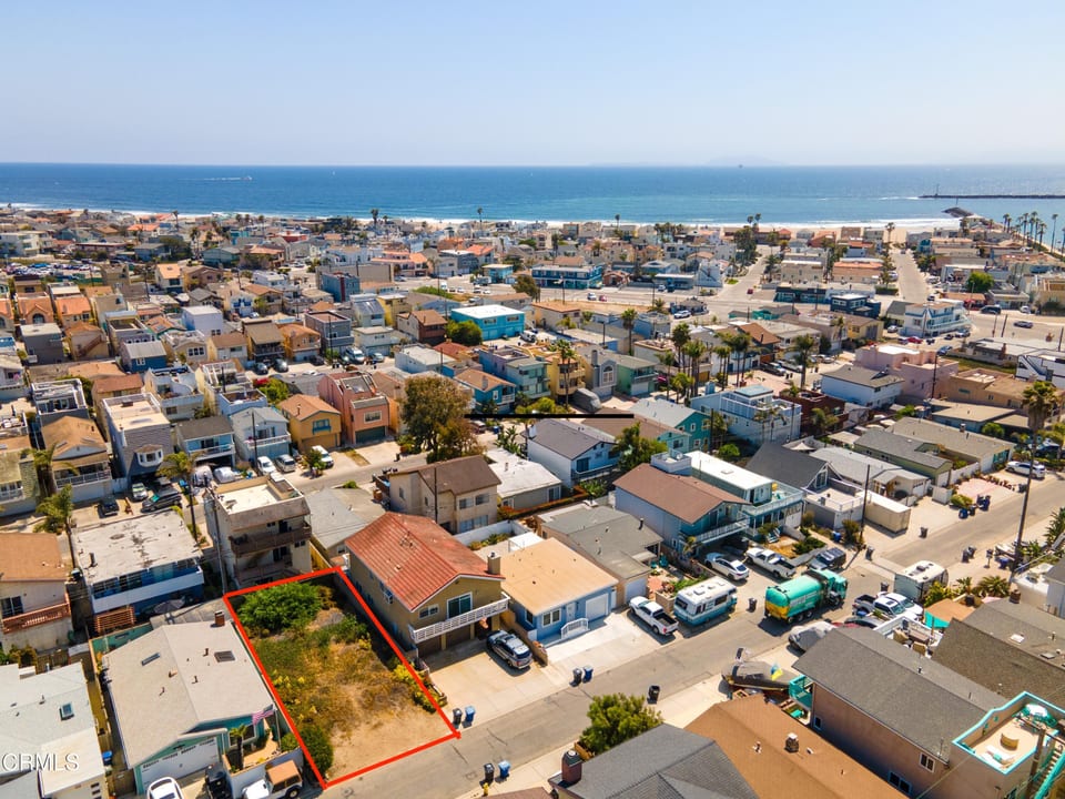 316 Santa Monica Drive, Oxnard, CA 93035