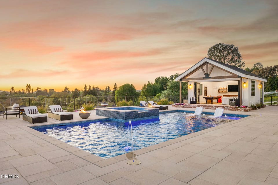 1649 Hauser Circle