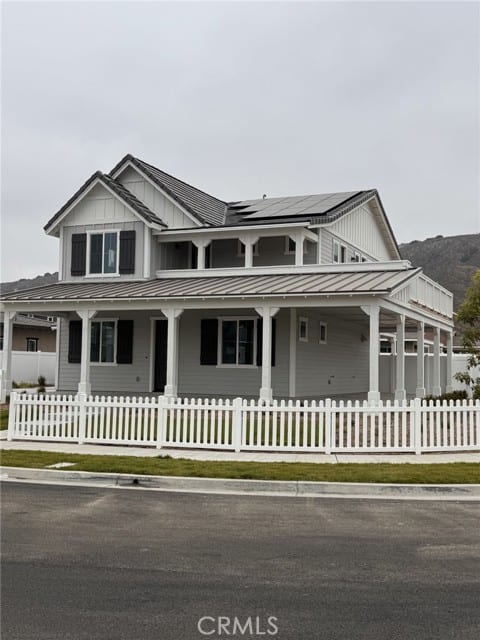 489 Wisteria Street