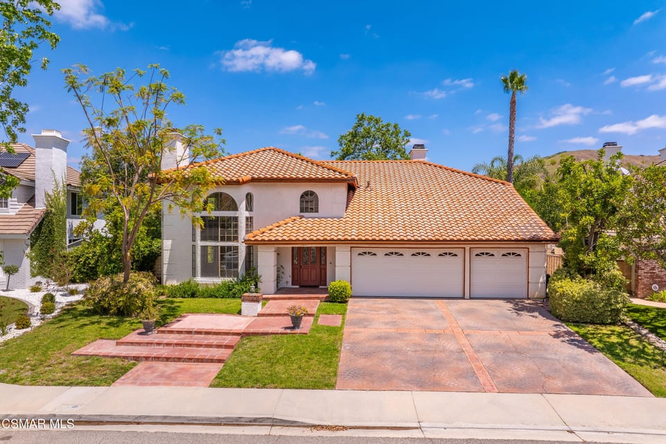 5627 Middle Crest Drive