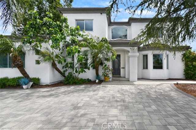17846 Palora, Encino, CA 91316