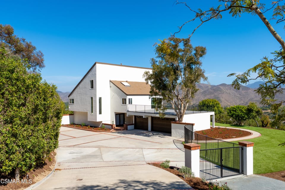6022 Cielo Vista Court