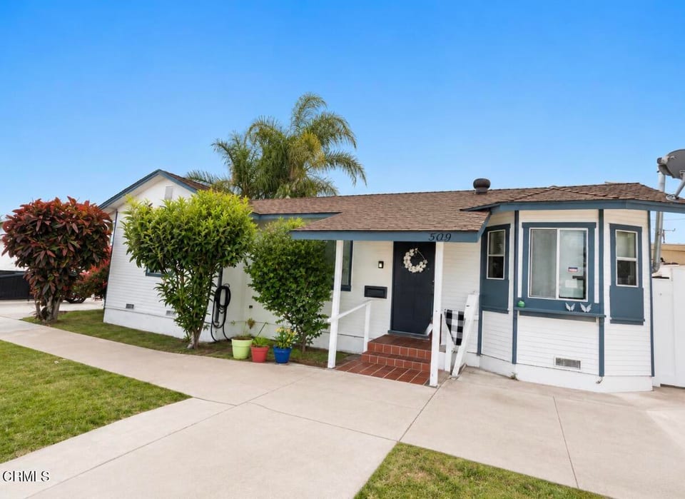509 East Date Street