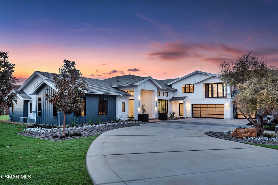 2111 High Knoll Circle
