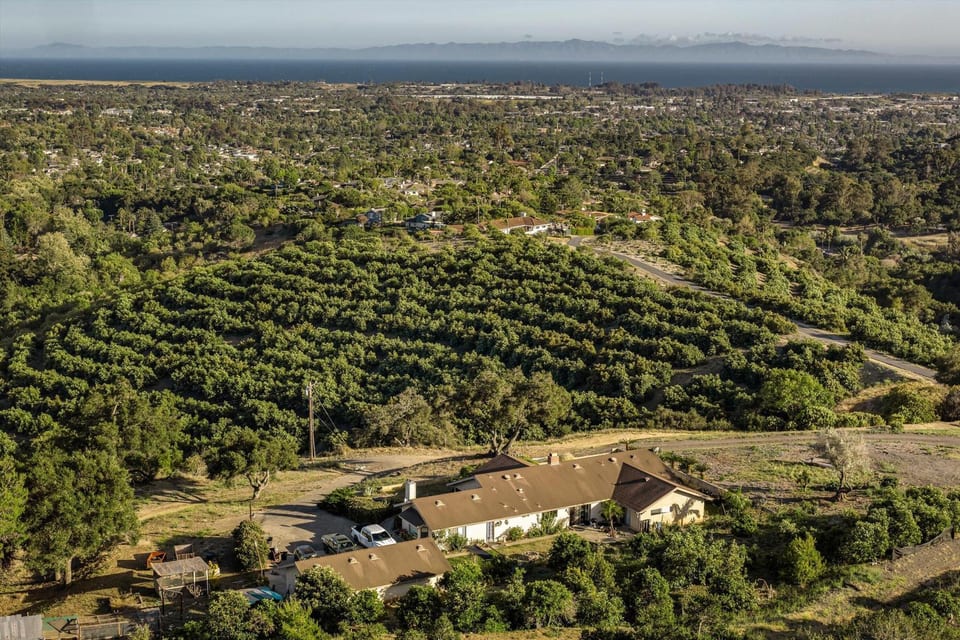 1500 Camino Rio Verde, SANTA BARBARA, CA 93111