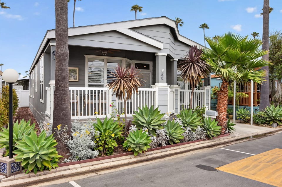 1215 Anchors Way Drive Spc 50