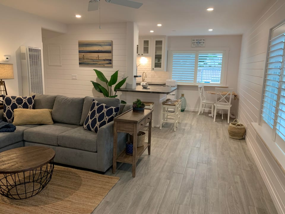 4950 Sandyland Road Apt 120