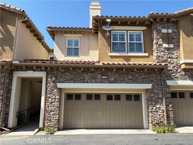 21917 Bella Vista