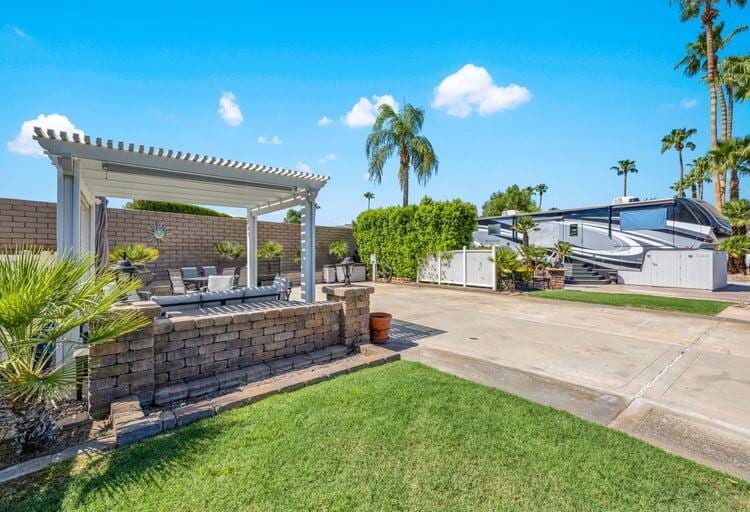 69411 Ramon Road