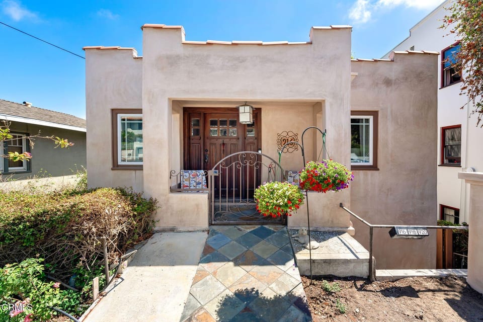 916 Poli Street