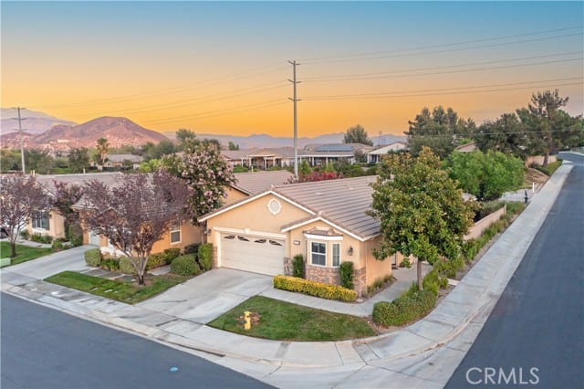 1523 Big Bend