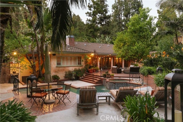 1138 Coldwater Canyon Drive