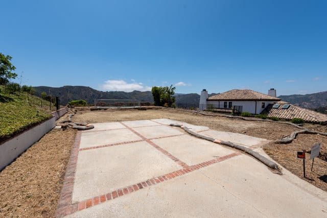 16756 Monte Hermoso Drive