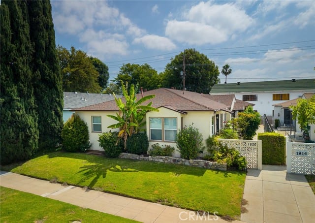 1820 North Hollywood