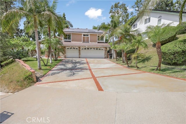 274 South Leandro