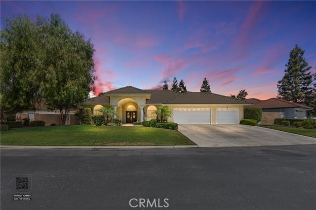 4205 Palisades Circle