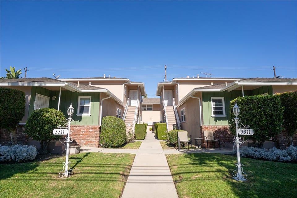3311 West Alameda