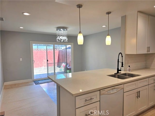 1541 East La Palma
