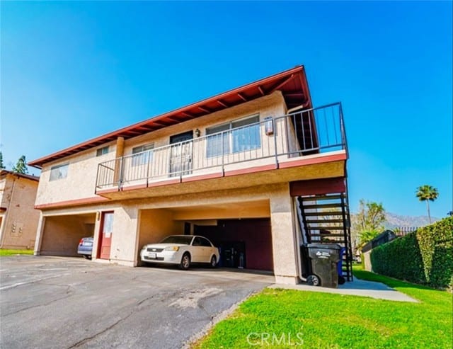 1126 West Calle De La Luna # 4