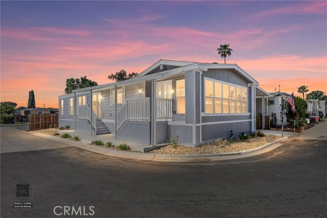 152 Torrey Pine Lane