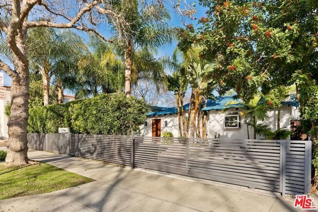 200 South Linden Drive