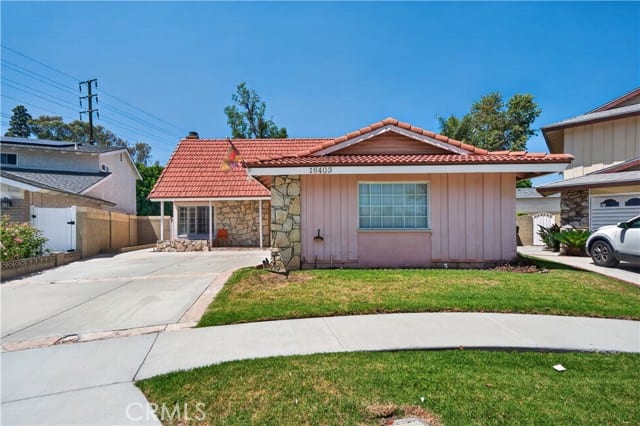 16403 Holmes
