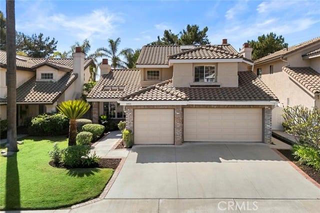 1055 South Highridge Court