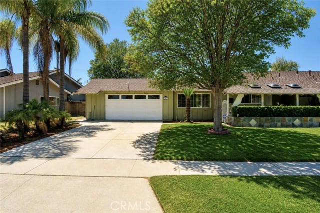 1437 South Hacienda Street
