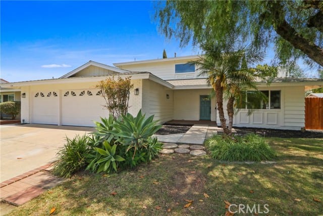 734 South Vale