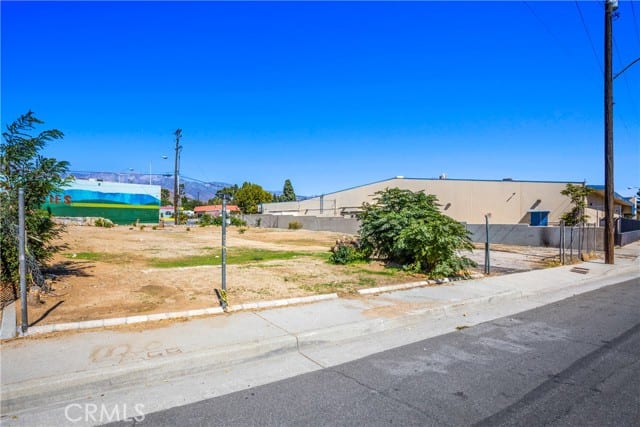 579 West Livingston