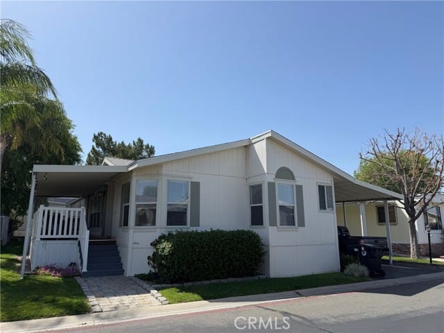 27361 Sierra Hwy.