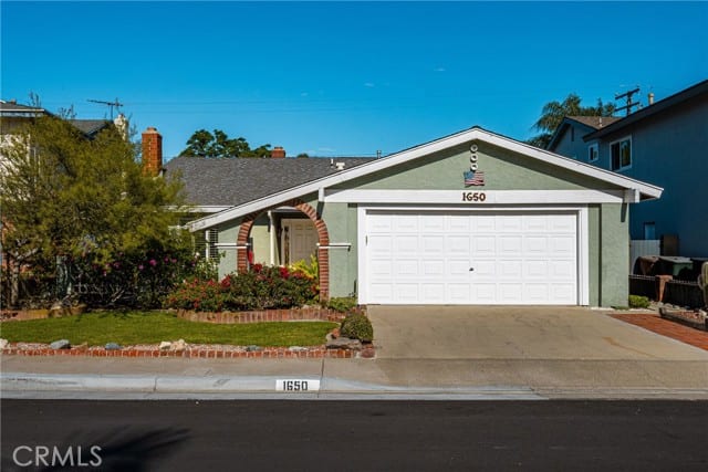 1650 South Carnelian